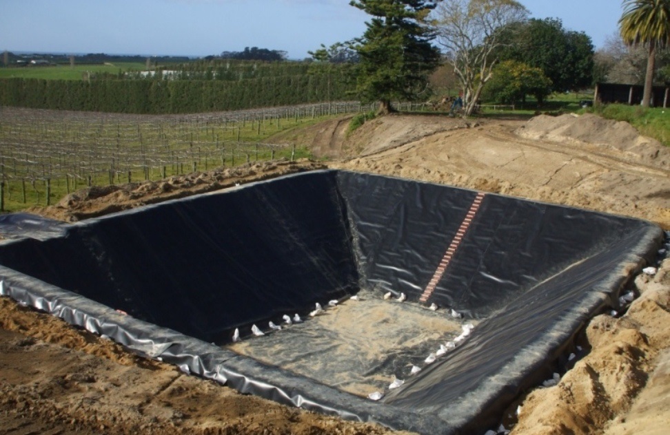 Giá Bạt HDPE Lót Hồ - Bí Quyết Vàng Cho Nuôi Trồng Thủy Sản Bền Vững